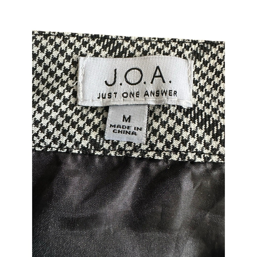 J.O.A. Plaid Mini‎ Skirt Medium Black White Silver Buttons Lined Side Zip Preppy - Picture 4 of 9